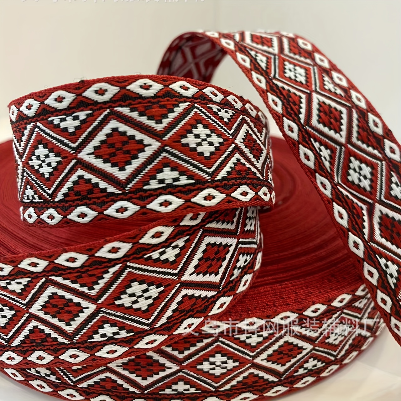 TEMU Ruban brodé jacquard ethnique de 5 yards, bordure tissée de style bohème - Ruban tribal rouge, bande décorative lourde adaptée aux artisanats,