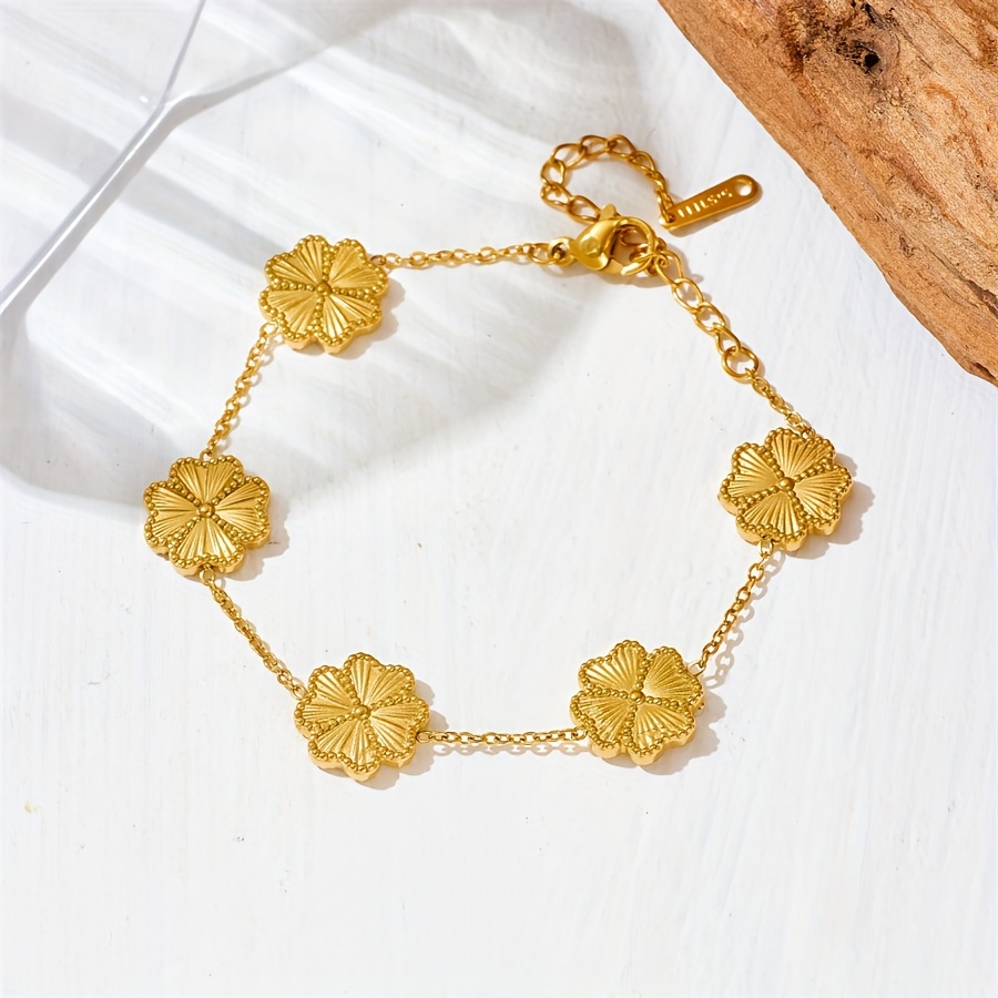 Image of Women's Fashion Bracelet, French Luxury Peach High-end Bracelet, Retro Brushed Easy Golden Hand Accessory
