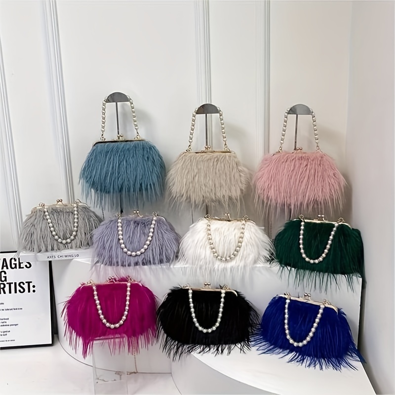 

New Exquisite Furry Furry Bag Messenger Bag Ladies Autumn And Winter Plush Bag Pearl Chain Handbag