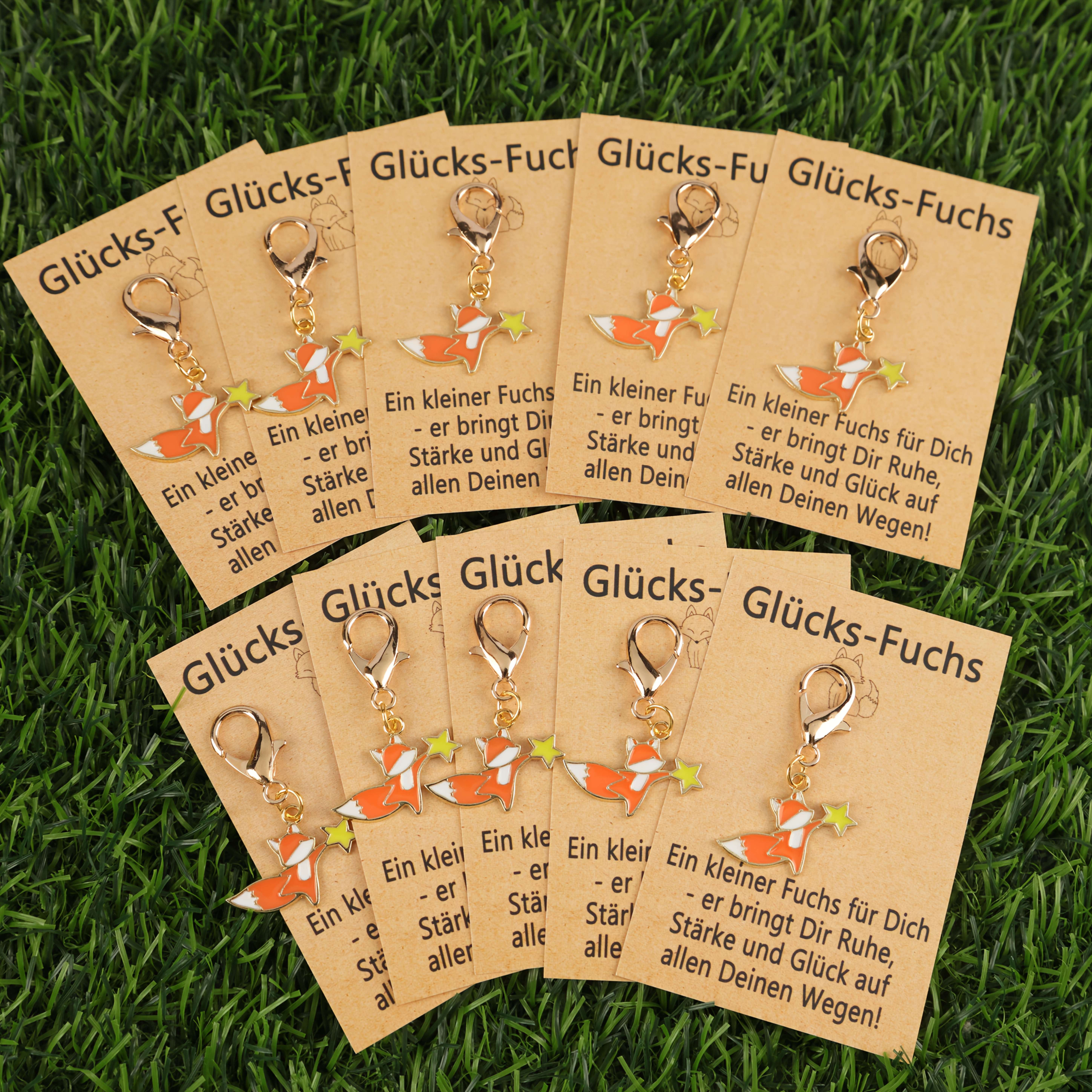 1pc/10pcs German Mascot Cute Fox Keychain With Story Cards New Year Housewarming Birthday Gift German Party Return Gift Christmas Birthday Gift Set