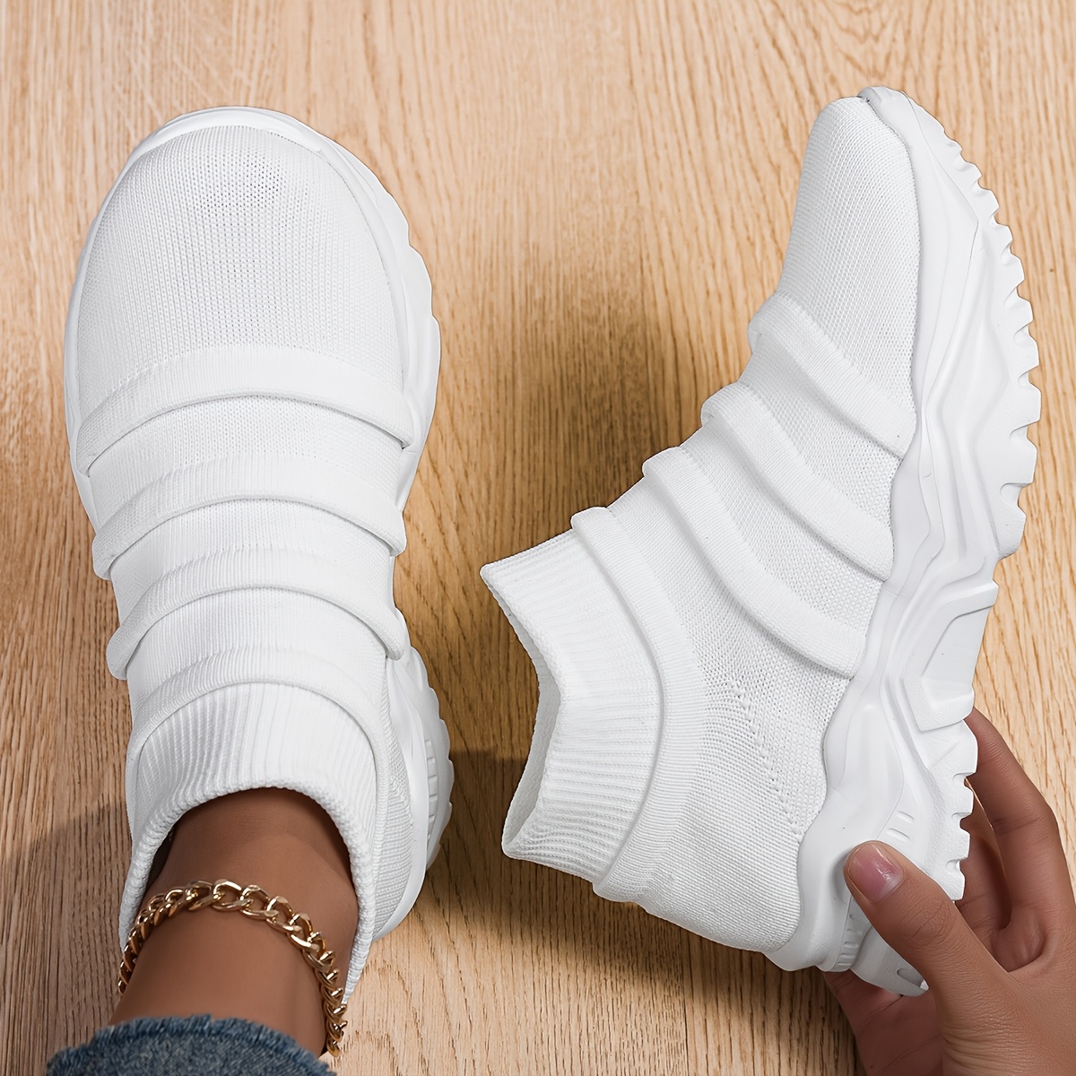 Image of Women's Casual Mesh Mid-top Sneakers, Breathable And Comfortable Minimalist Running Shoes, Suitable For Outdoor Activities And Travel Wear, Women Shoes