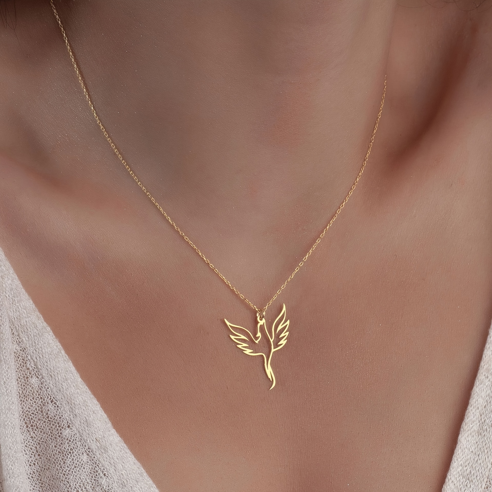 E-shop Elegante exquisite durchbrochene geometrische Phönix-Feuervogel-Anhänger-Halskette, geeignet für den täglichen Gebrauch von Damen