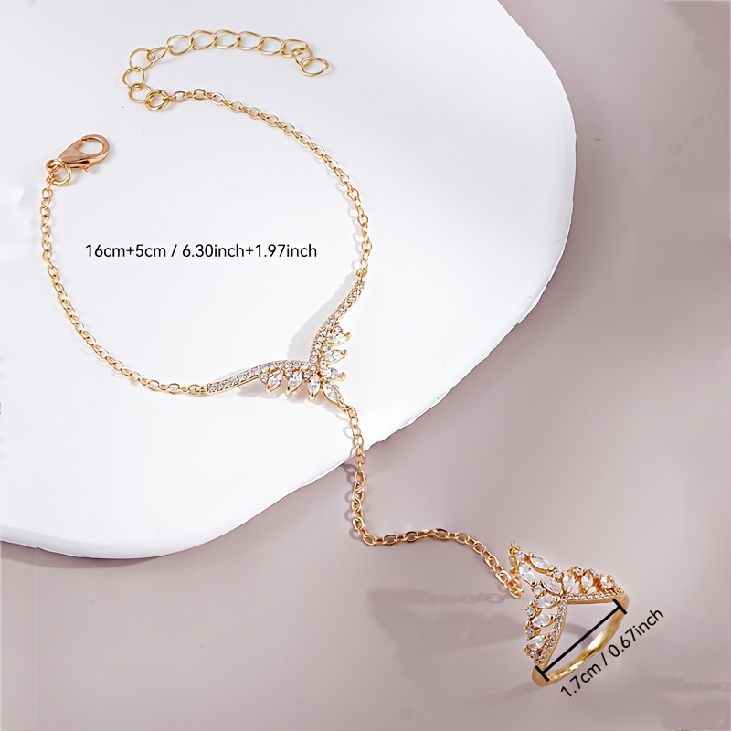 Women's Exquisite Crown Zirconia Inlaid Interlocking Bracelet