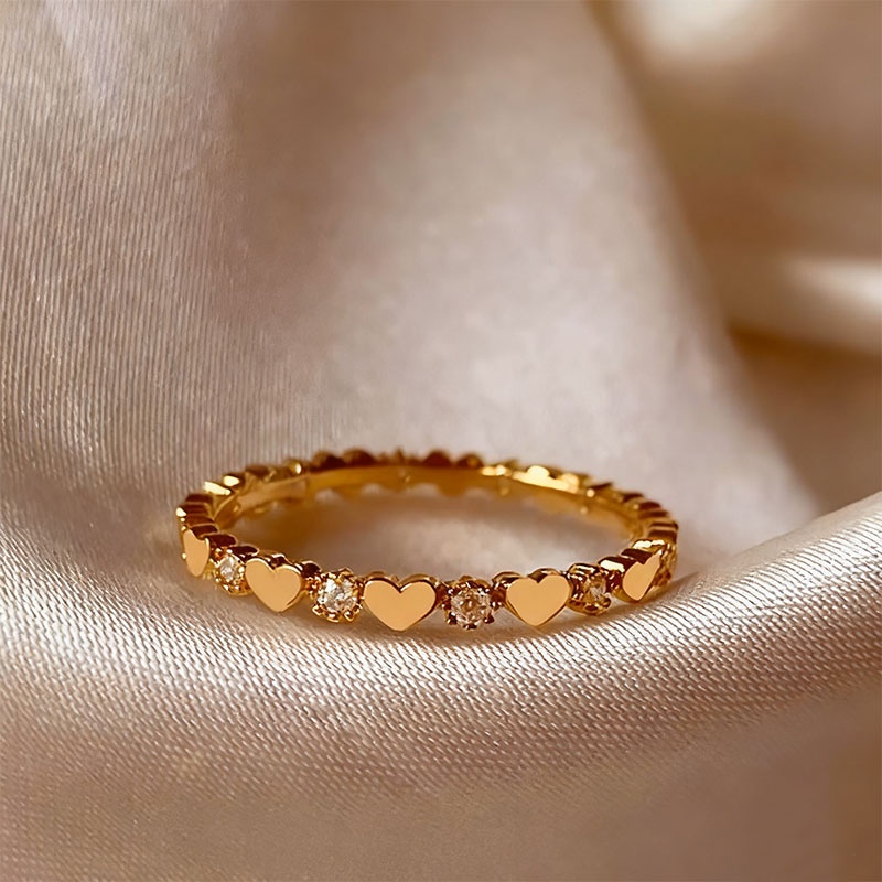 TEMU 1pc Women's Elegant Vintage Heart Ring - Set With Sparkling Synthetic Synthetic Zirconia, Golden-tone Band, Wedding And Party Jewelry, Simple ,