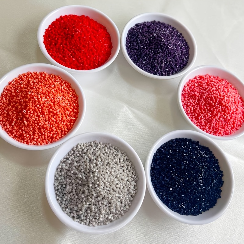 TEMU Set da 6 colori, 5400 pezzi, 5 grammi per , totale 30 grammi, dimensione 1,6 mm/0,063 pollici, perline Delica, assortimenti di perline, ideali