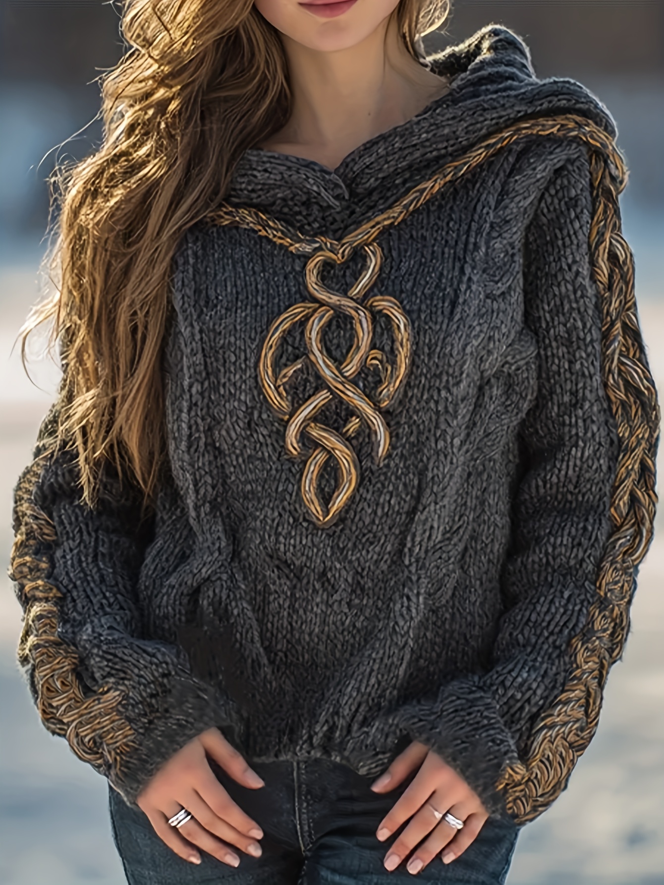 Women's Elegant Hooded Sweatshirt with Embroidered Jacquard Design