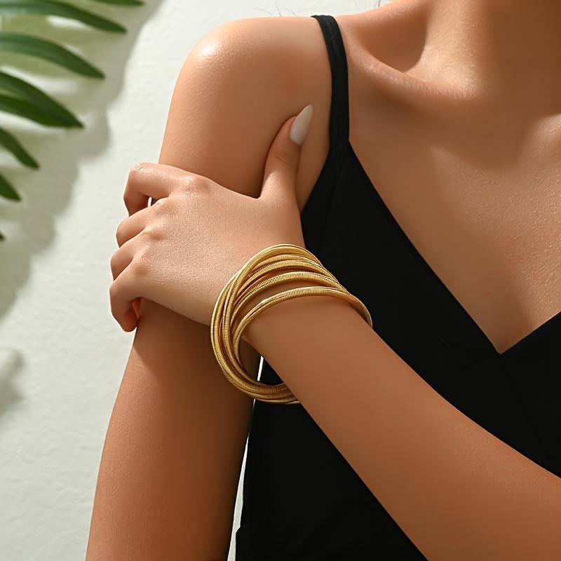 

Golden Multi-layer Twisted Geometric Bracelet, Women's Simple Style, Fashion Accessory, Elegant Jewelry For Casual & Formal Wear