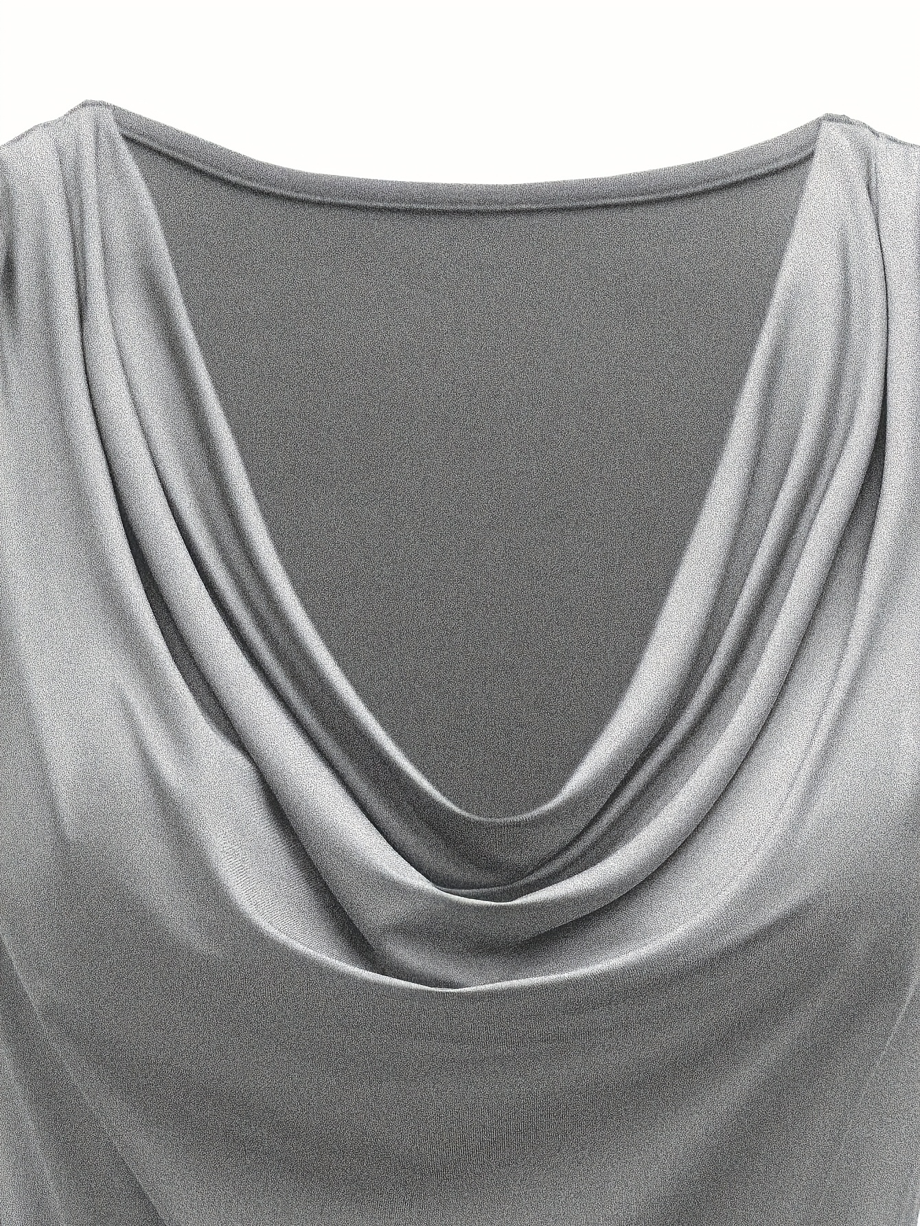 Plus Size - Plus Size - Plus Size Women'S Solid Color Drop Neck Chain Detail Ca… - Image 5