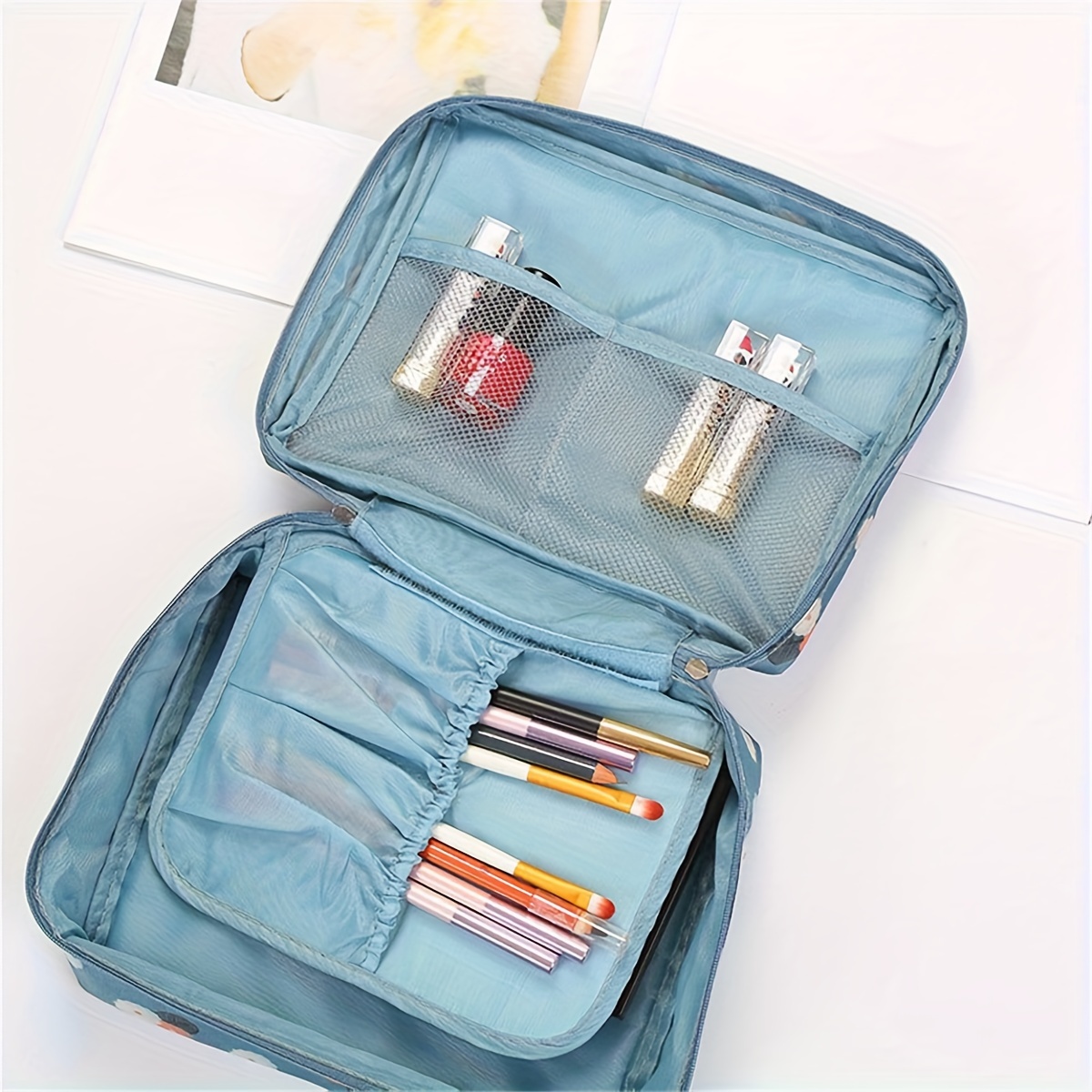 Large Capacity Travel Makeup Bag - Storage Bag, Multi Compartment Storage Bag for Cosmetics And Toiletries - Ideal Choice for Vacation And Daily Use