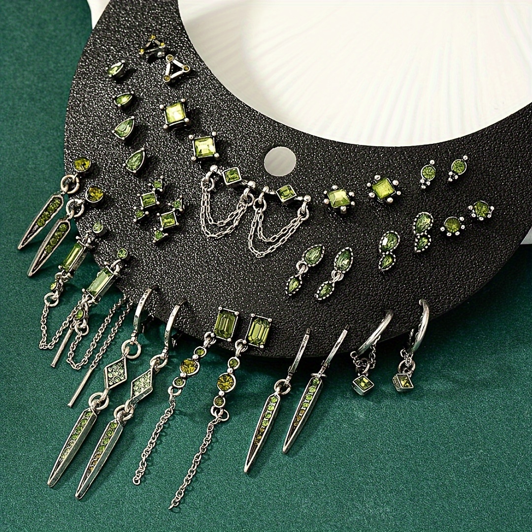 

17pcs Vintage & Punk Style Earring Set With Sparkling Rhinestones - Perfect For Casual Attire & Gifting