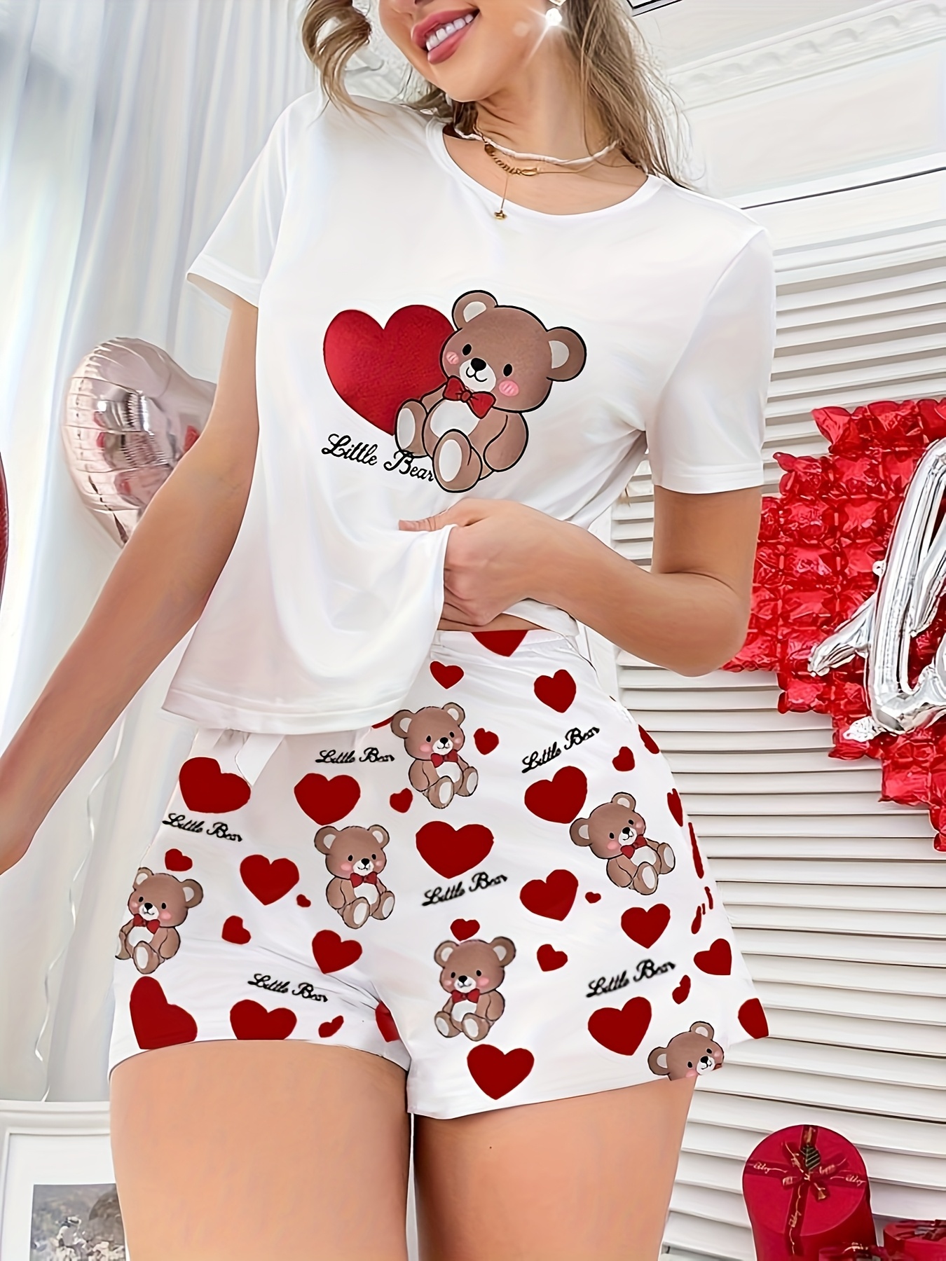 Conjunto de Pijama Primavera/Verano con Estampado de Oso y Corazón, Cuello Redondo y Manga Corta