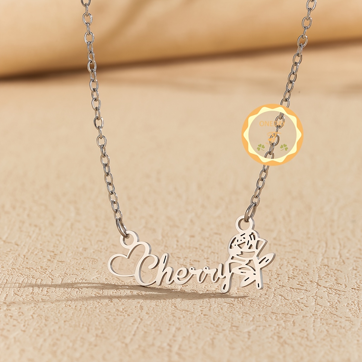 Personalized Custom Rose Flower Name Necklace, Heart-shaped Design