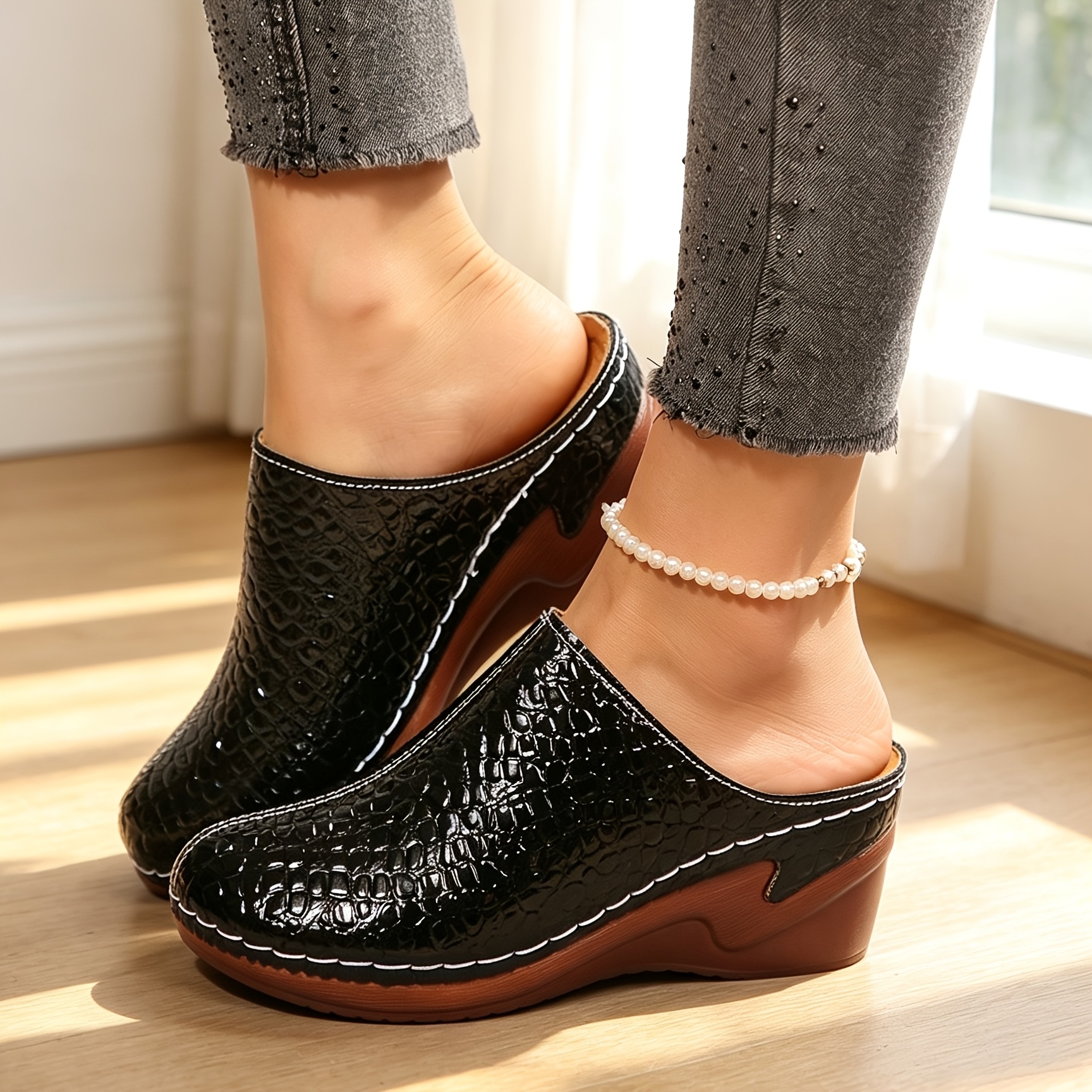 TEMU Women's High-quality Spring/autumn Mules, Glossy Clogs With Wedge Heels And Platform, Style. Thick-soled Mules And Clogs, Fashionable, Elegant,
