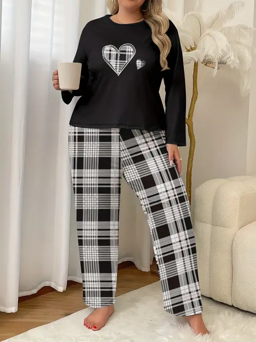 womens long sleeve top and pants set with heart print in a checkered pattern for spring and summer