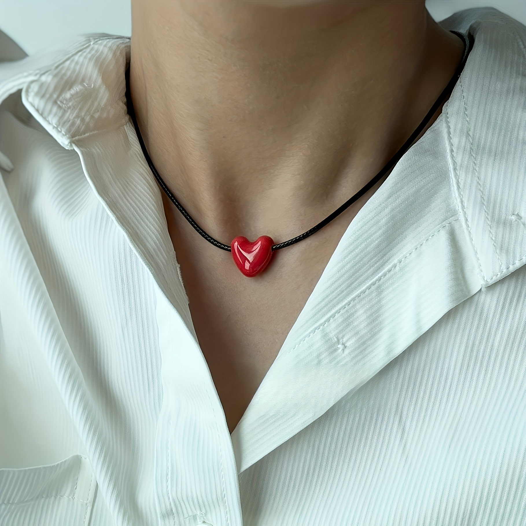 TEMU 1pc Women's Red Ceramic Heart Pendant Necklace - Adjustable Vintage Minimalist Suitable For Valentine's, Birthday, Mother's Day Gift, Casual