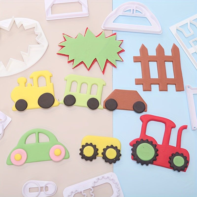 

Ensemble d'emporte-pièces pour biscuits de dessins animés pour enfants - Pochoirs en plastique pour , , les gâteaux, , et l'artisanat en - Kit de moules en de train, de et de tracteur