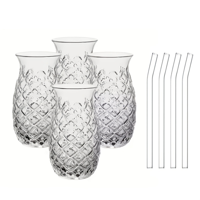 E-shop Ananaskristallglas mit viereckigem Gittermuster, das das Licht einfängt. Ideal zum Servieren tropischer Cocktails, frisch gekühlter Säfte,