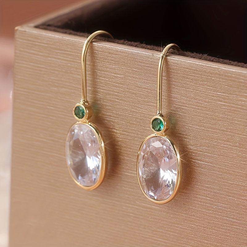 Image of 1 Pair Of Fashionable And Elegant Golden Earrings, Sparkling Earrings Set With White Green Synthetic Zirconia, Suitable For Wearing At Banquets And Weddings