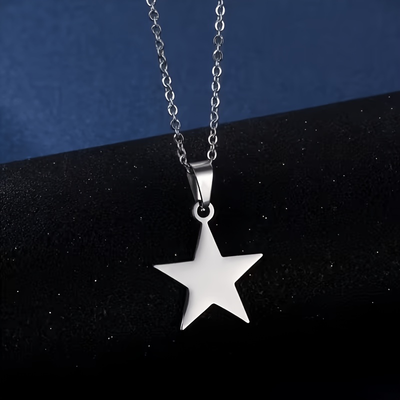 TEMU Nouveau collier à pendentif tendance, bijou en acier inoxydable argenté pour femmes, collier et cool et pimenté