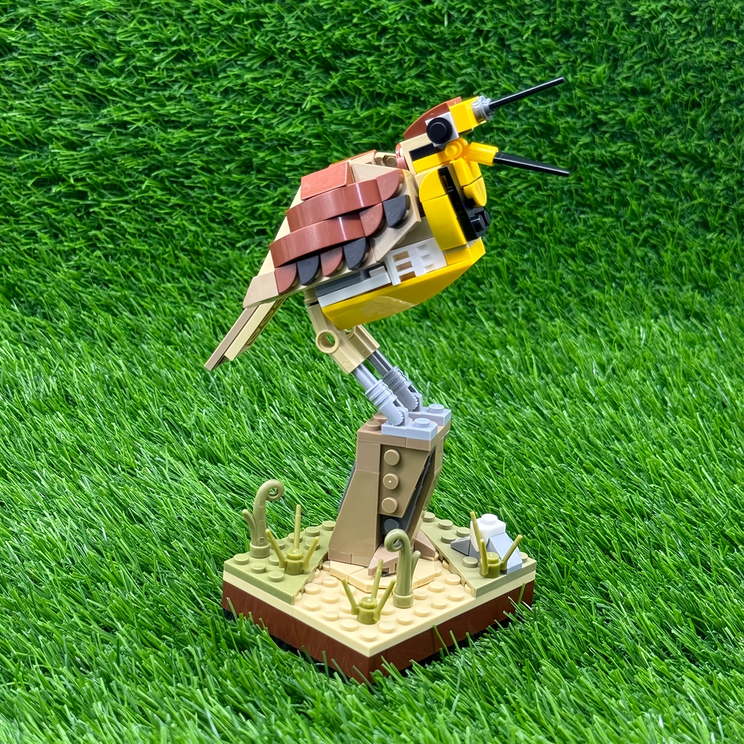 MOC Western Meadowlark & Northern Cardinal Bird Building Blocks