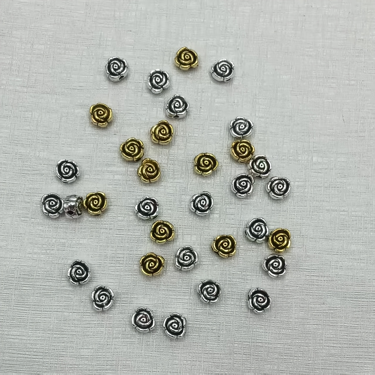 12pcs Classic Retro Double-Sided Rose Flower Shaped Decorative Beads