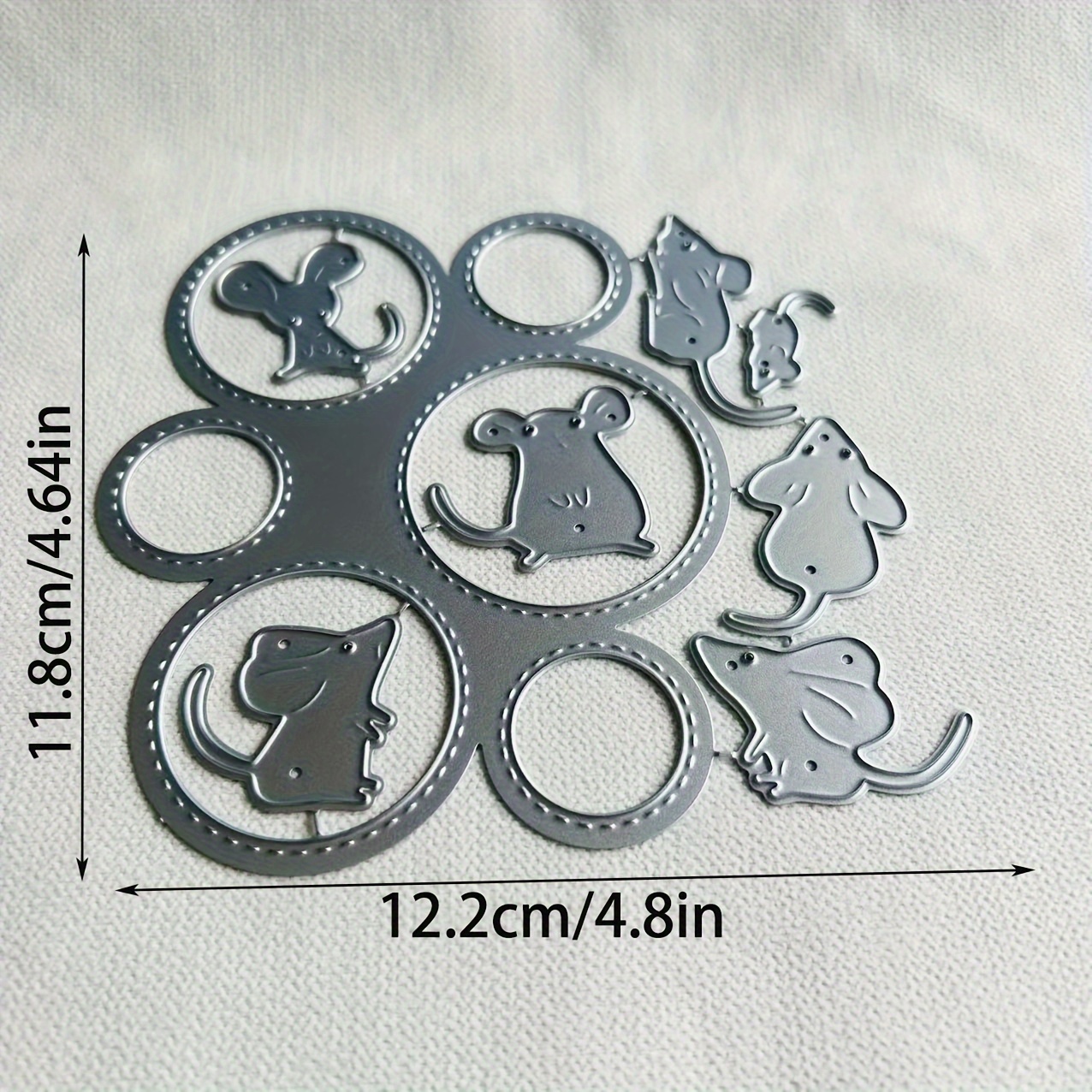 E-shop 1 Stück 2024 Metallschneidematrize, Käseloch & Maus Schneidematrize für Papierkartenherstellung, Scrapbooking, DIY-Karten, Fotoalbum,