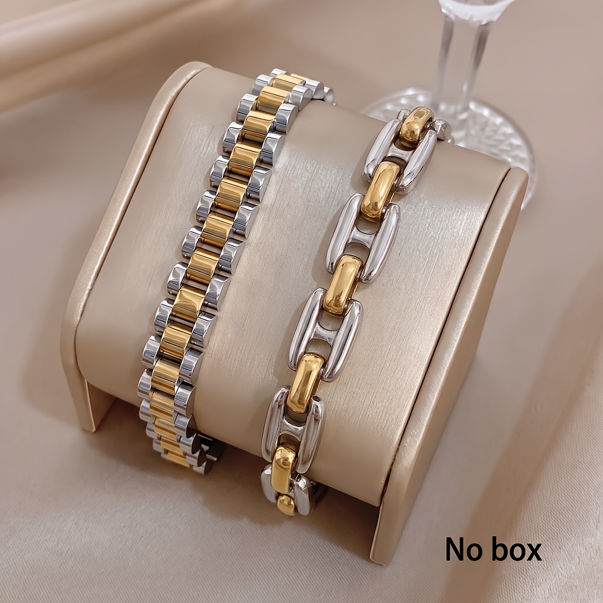 2pcs Women's Dual-Color 18K Golden Plated Bracelet Set