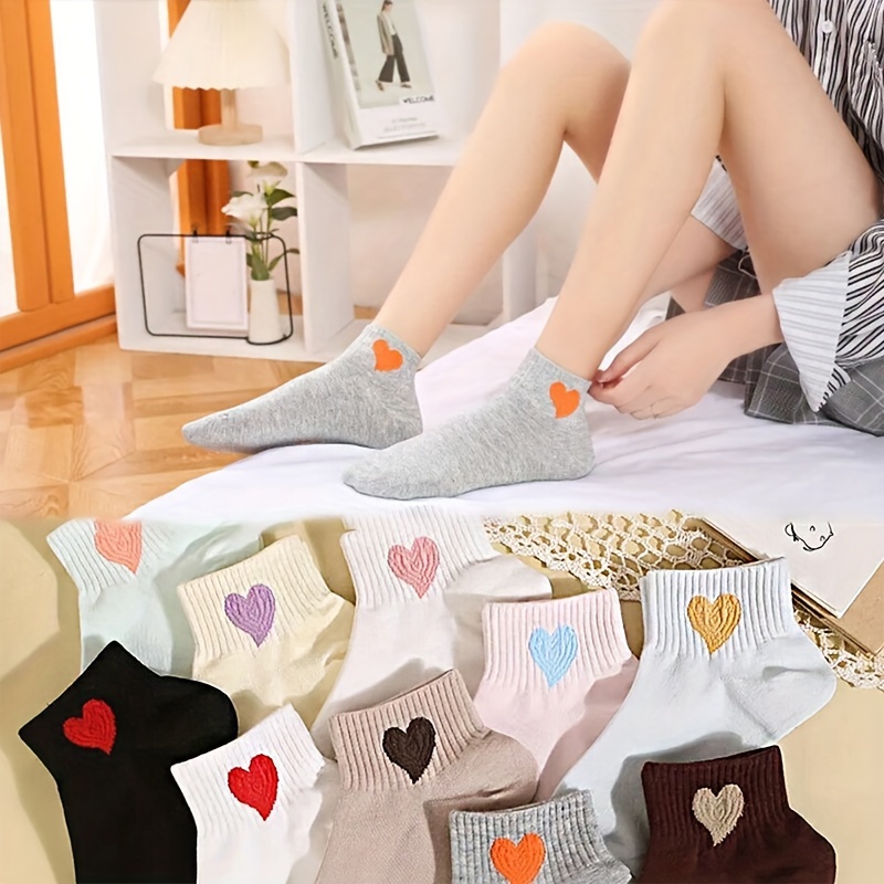 

5/10 Pairs Of Simple Heart Women's Socks