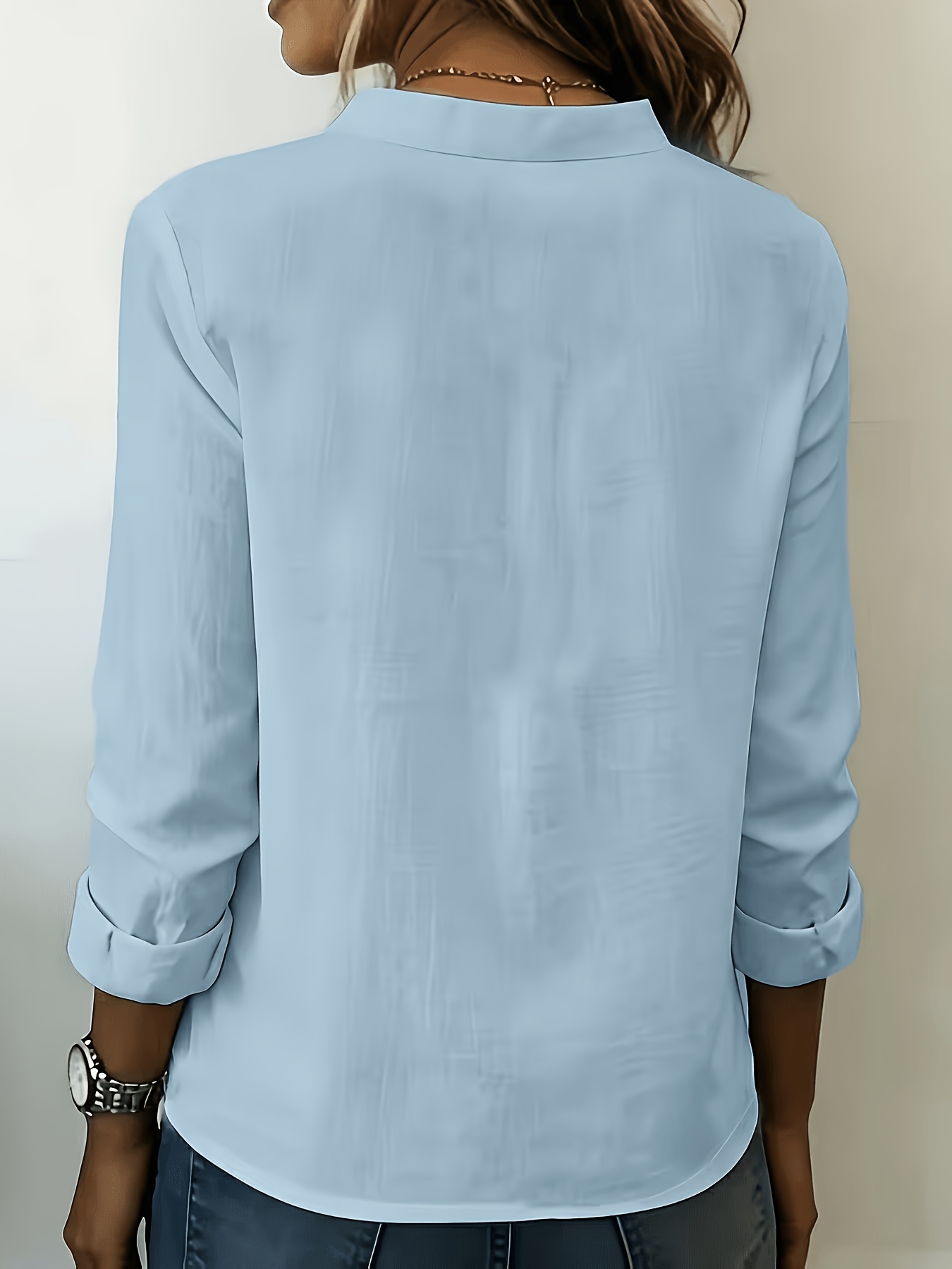modisches damen-langarmshirt im v-ausschnitt im bambus- -stil