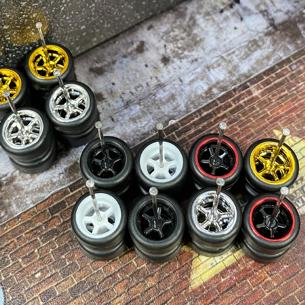 

A Pack Of 5 Sets Of Electroplated Silver Vehicle Wheels With Rubber Tires For Hobbyists, Suitable For Parts Of 5 Cars.