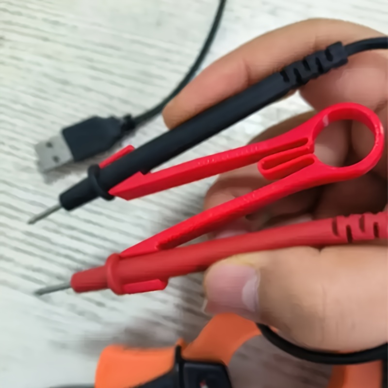 2 piezas Soporte de sonda de multímetro y operación con una sola mano - Asistente de clip de bolígrafo de sonda de prueba adecuado para sondas de punta comunes, compatible con cables de prueba de componentes, para electricistas, aficionados