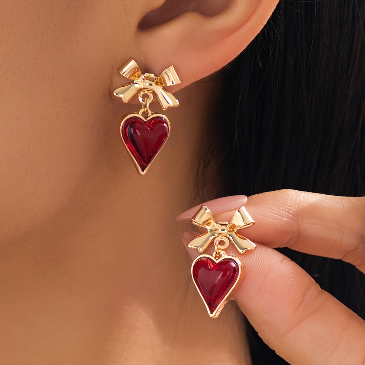 TEMU A Pair Of Stylish Classic Vintage Heart-shaped Earrings With Bows, Perfect For Valentine's Day, New Year Celebrations, And Suitable For Women To