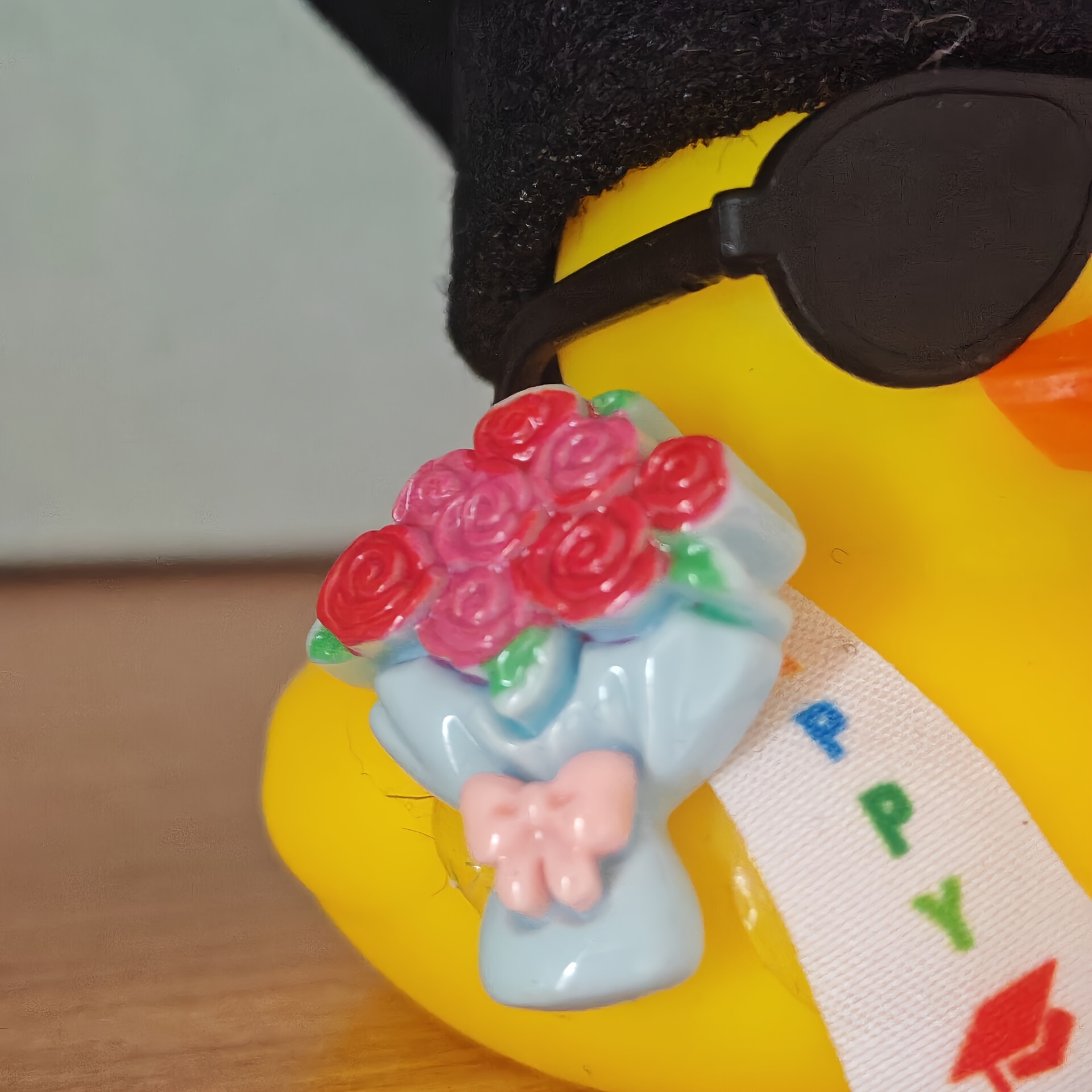graduation duck with graduation tassel cute yellow duck with glasses graduation flowers   car dashboard decoration graduation party favor graduation decorations graduation gifts