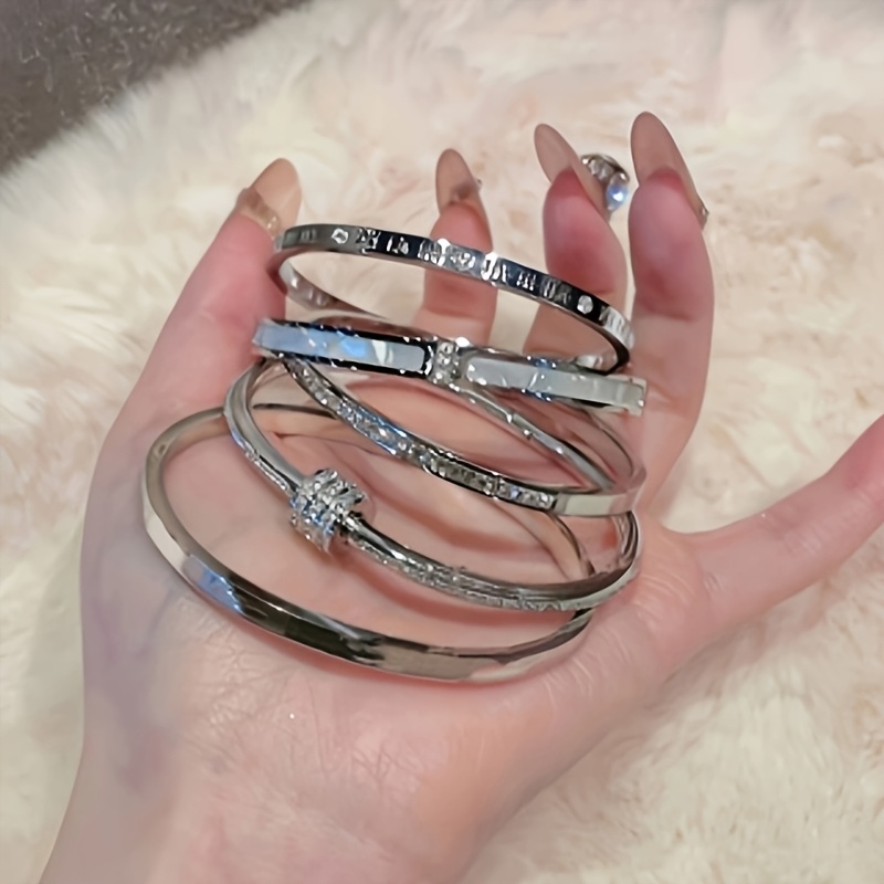 Random Stainless Steel Stackable Bracelet, Waterproof Design
