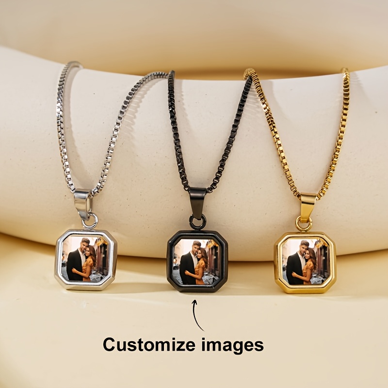 

Personalized Photo Necklace - A Stylish Stainless Steel Geometric Necklace For Couples, Perfect As A Gift For Boyfriends And Girlfriends.