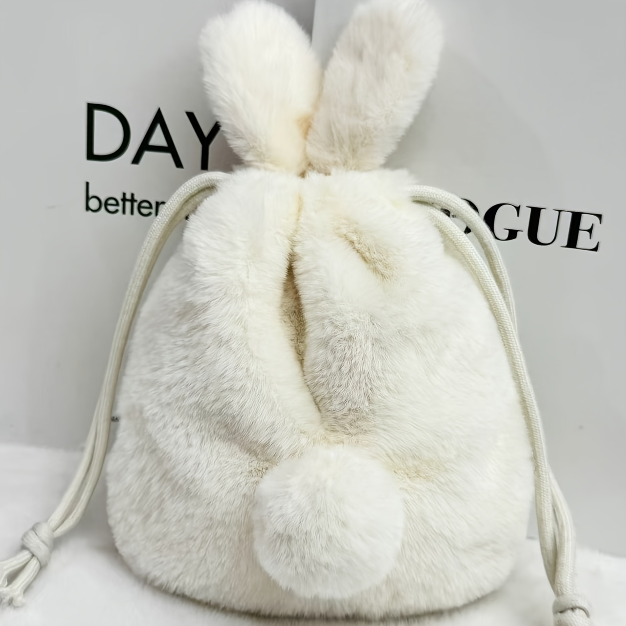 TEMU 1pc Large Capacity Plush Makeup Bag, Unisex Travel Toiletry Case, , Soft Plush Lining, Suitable For College And Daily Use