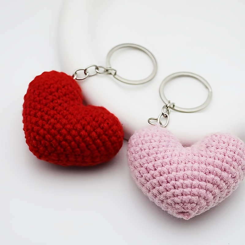 

1/2pcs Couple Love Keychain Handmade Knitted Peach Heart Creative Ornament