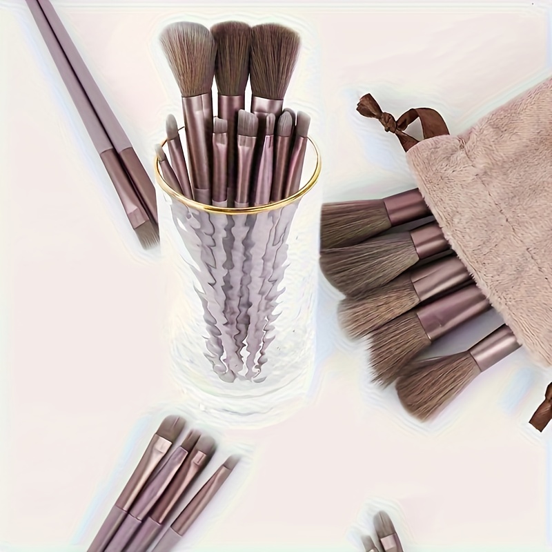 ensemble de 13 pinceaux de cosmétique de luxe avec manches dorés rose, dorés et marron, poils synthétiques - kit de beauté professionnel pour un fond de et un à paupières précis Détails du produit 1