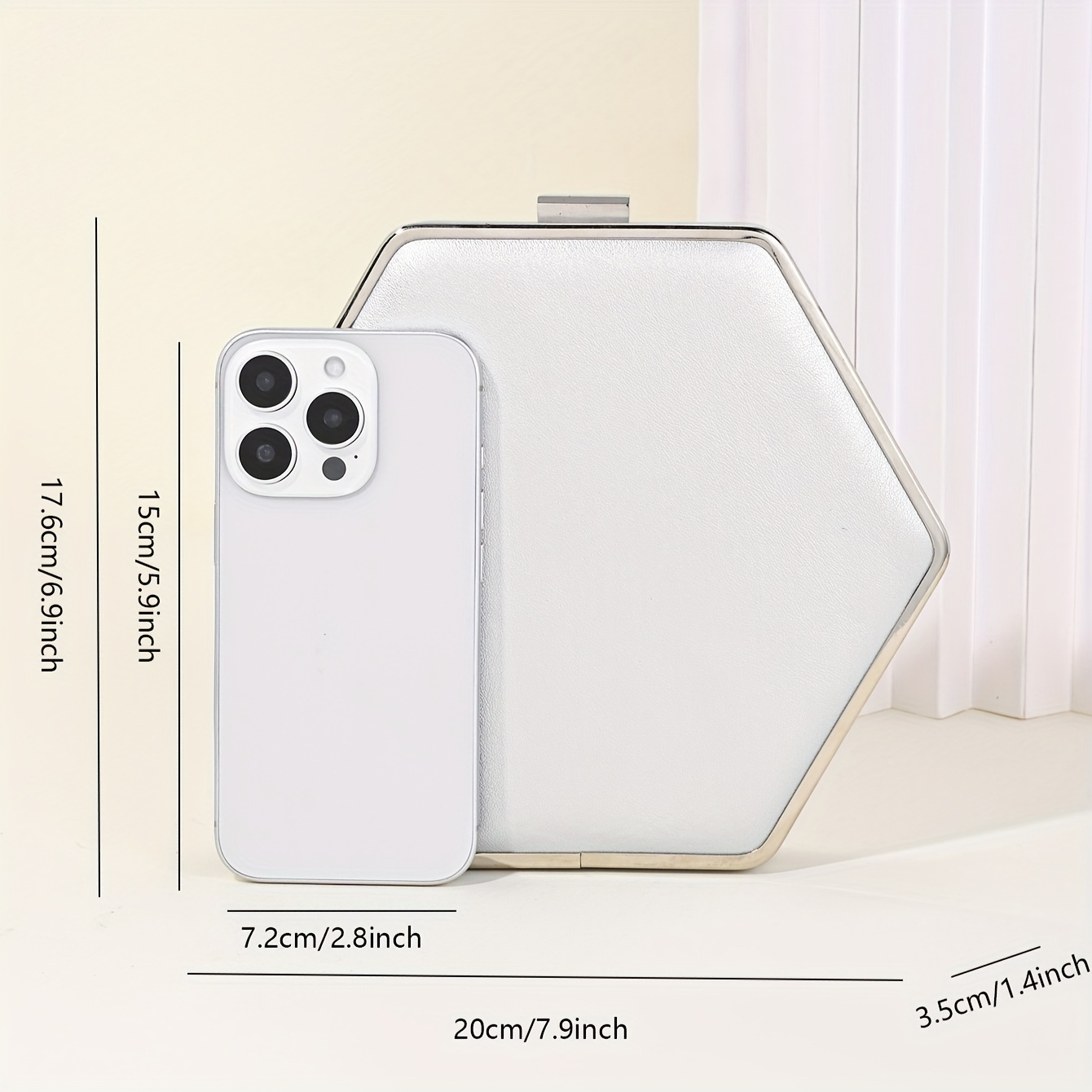 Elegant Hexagonal Clutch Bag with a Large Chain, Perfect for Evening Events, Parties, And Weddings.