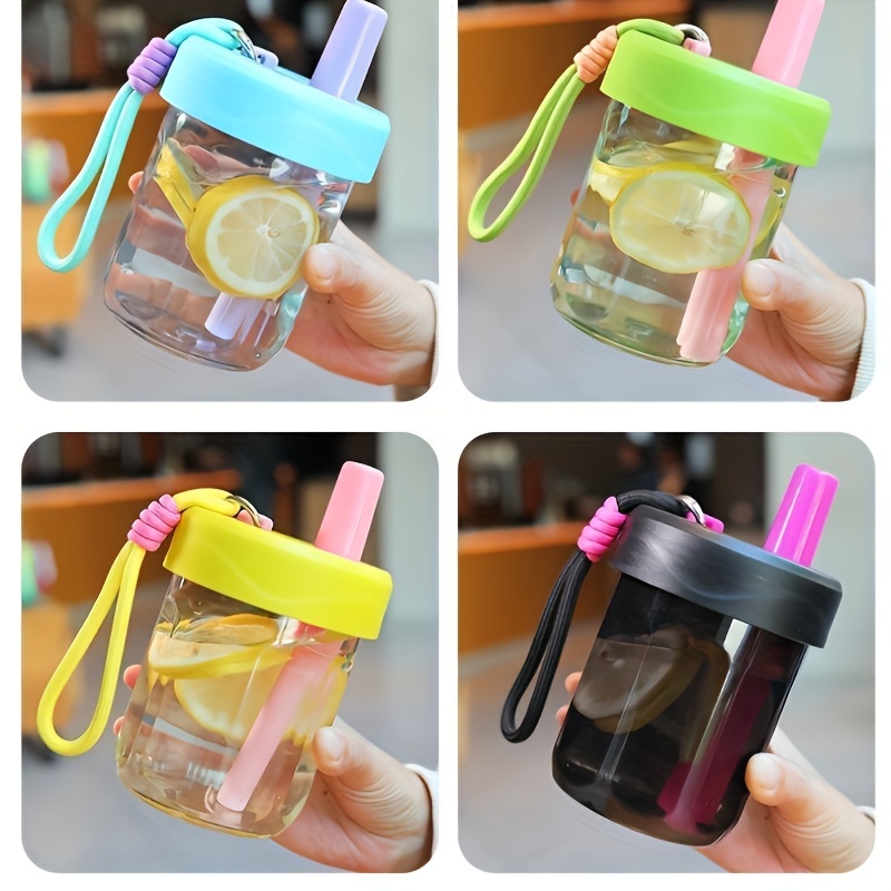 

1pc 500ml/16oz Portable Cute Water Cup, Perfect For Taking Yogurt Oatmeal With You, Outdoor Plastic Water Cup With Carrying Rope