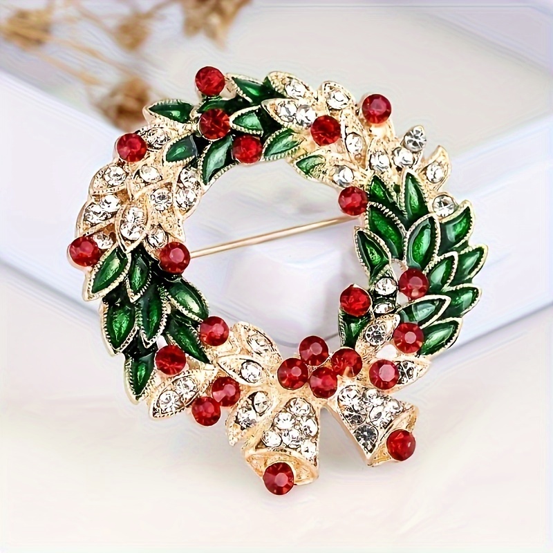 

Elegant Christmas Wreath Brooch With Sparkling Rhinestones - Fashion Accessory, Ideal Gift For Holidays & Casual Attire