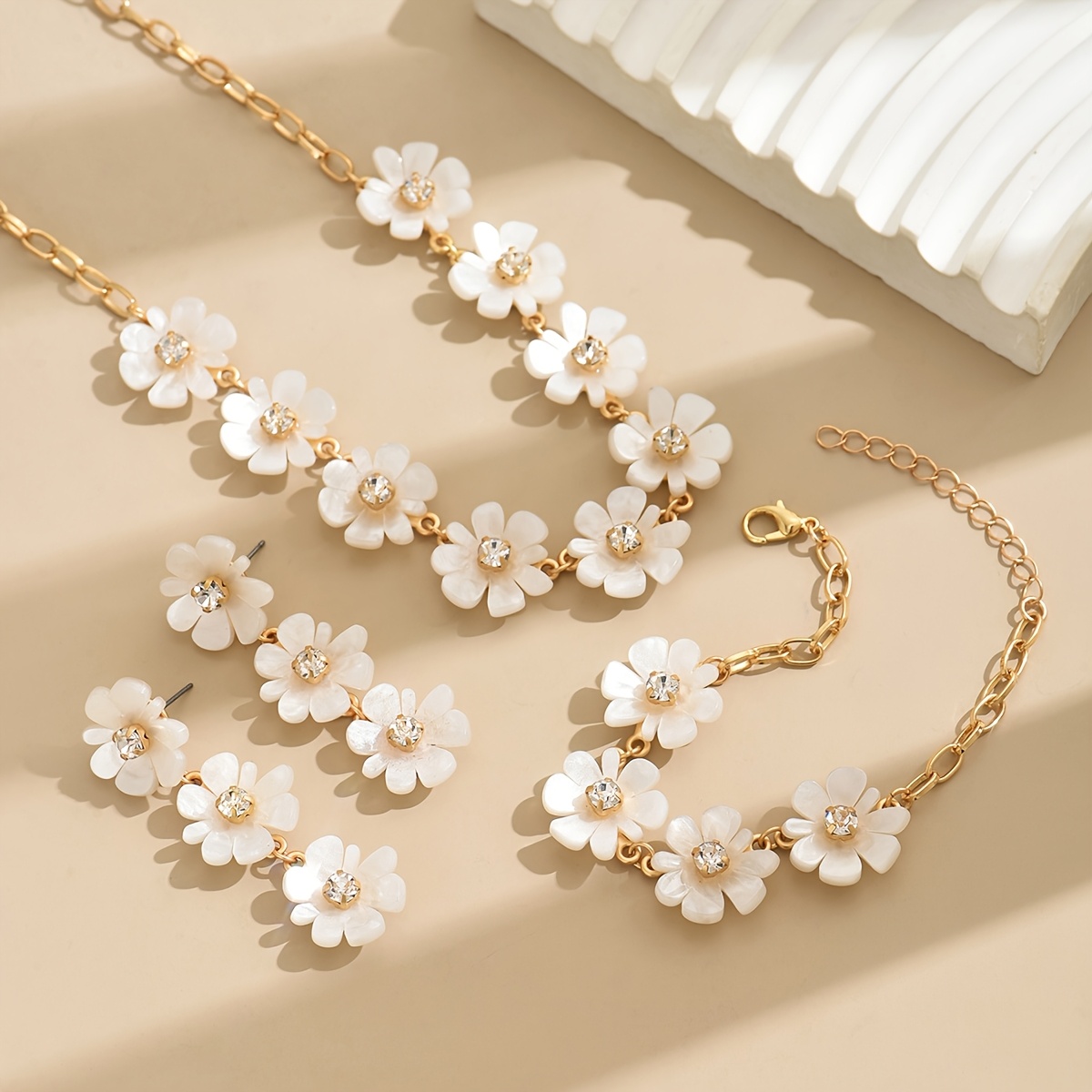 3pcs Elegant White Floral Patchwork Jewelry Set