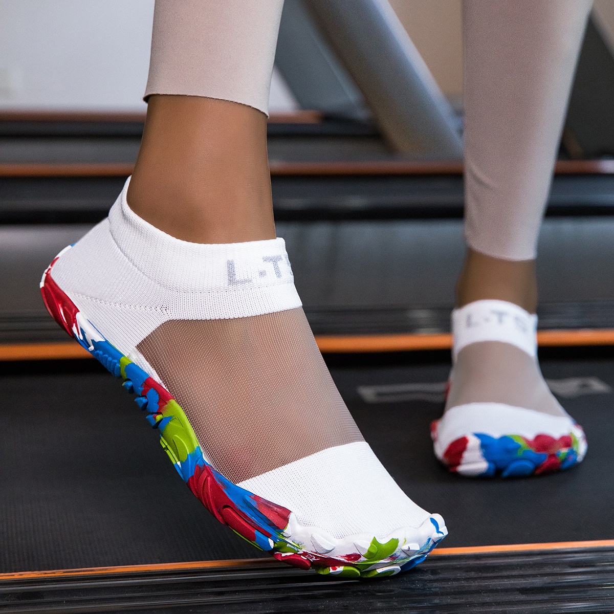 [Breathable Water Shoes] Lightweight Breathable Women's Mesh Water Shoes | Colorful Floral Design, Ventilation Holes, and Rubber Sole for Outdoor Sports, Swimming, and Fitness