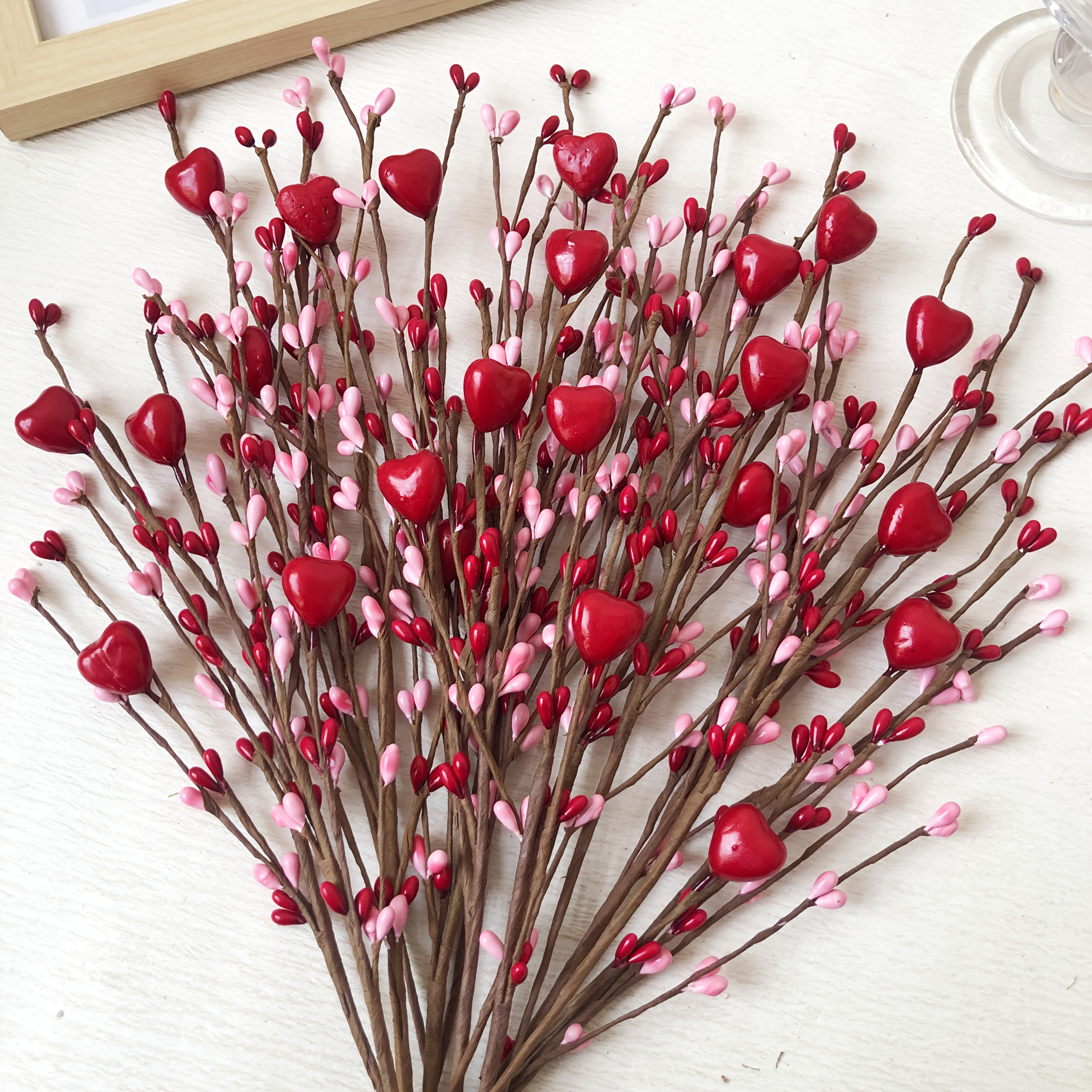 Image of 8pcs Artificial Stems With Heart Fruit - Hand-tied Realistic For Valentine's Wedding Centerpieces, Plastic Berry Stalks Suitable For Diy Table Decor, Party Decoration (no Maintenance)