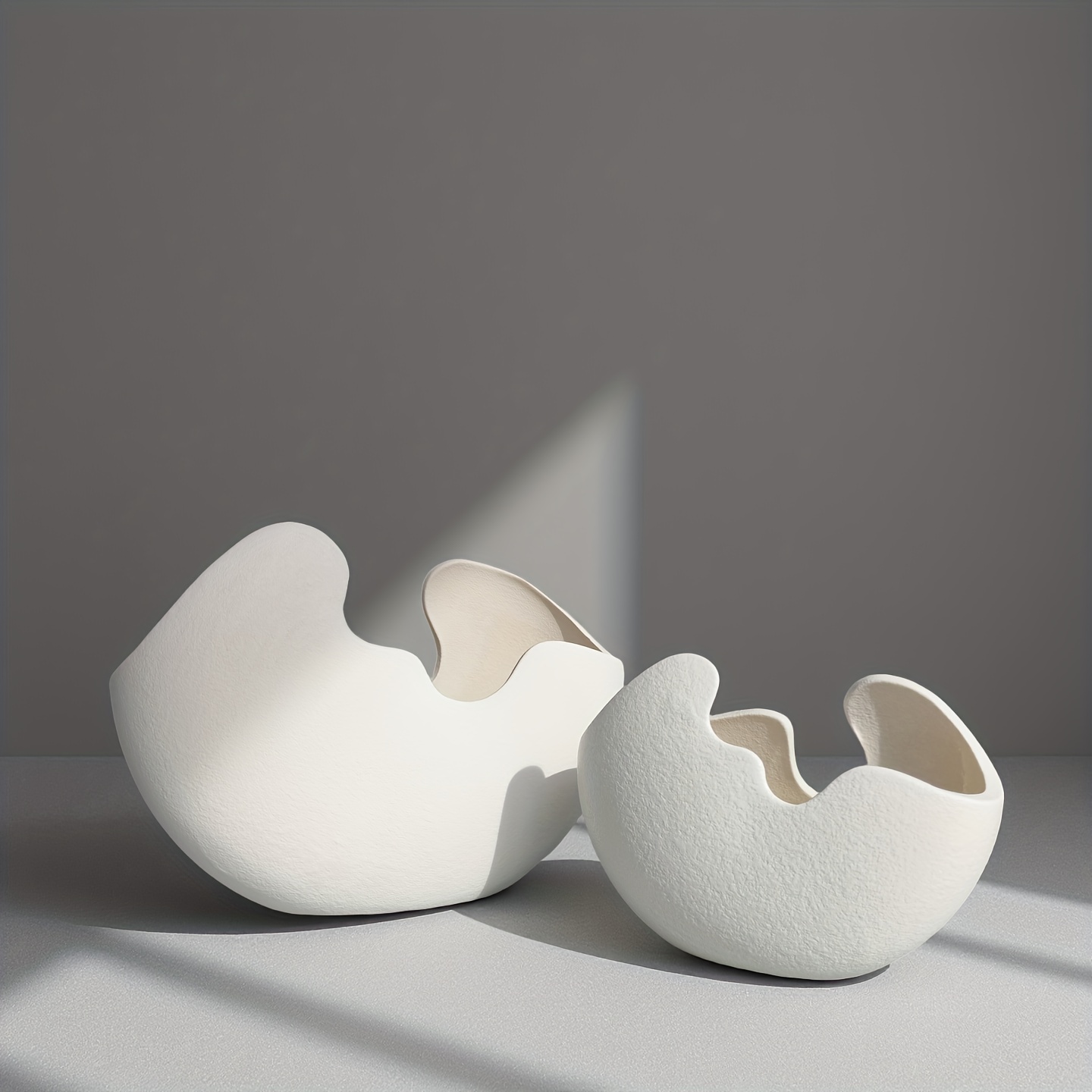 A Set of Two Ceramic Decorative Vases, Pure White in Two Sizes, Suitable for Tabletop Decoration, Home Decor, Office Decor, Wedding Venue Decoration, Party Decoration, Holiday Gifts, And Birthday Presents