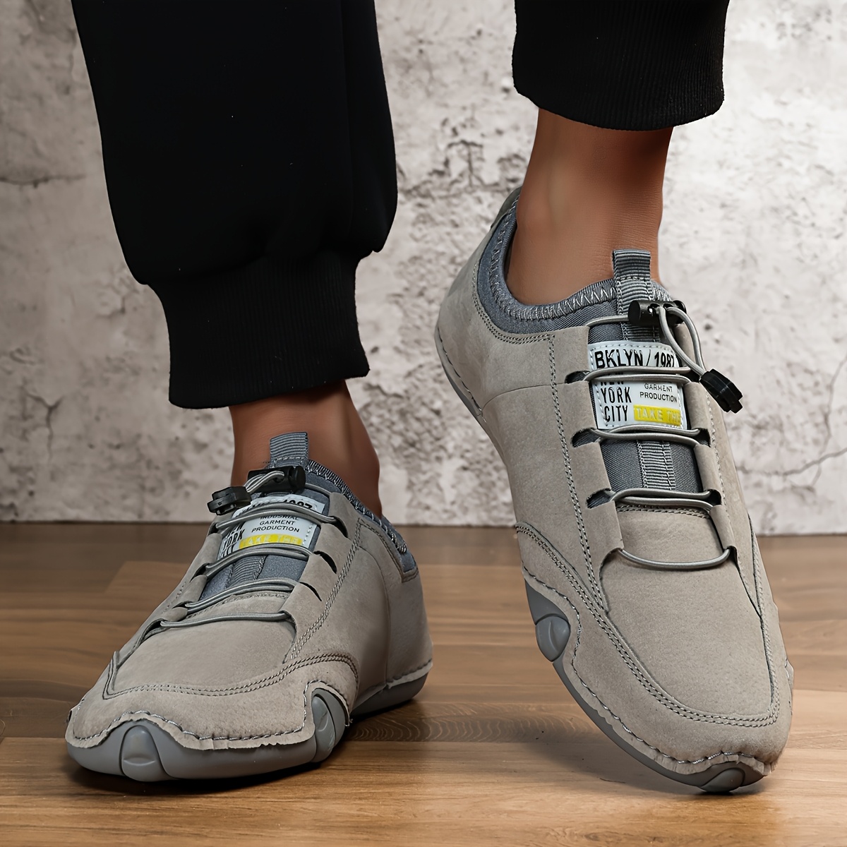 Men's All-Season Outdoor Hiking Sneakers with Non-Slip Rubber Sole, Breathable Upper & Elastic Closure - All-Terrain Traction for Walking, Trekking, Casual Wear - Round Toe Comfortable All-Weather Shoes