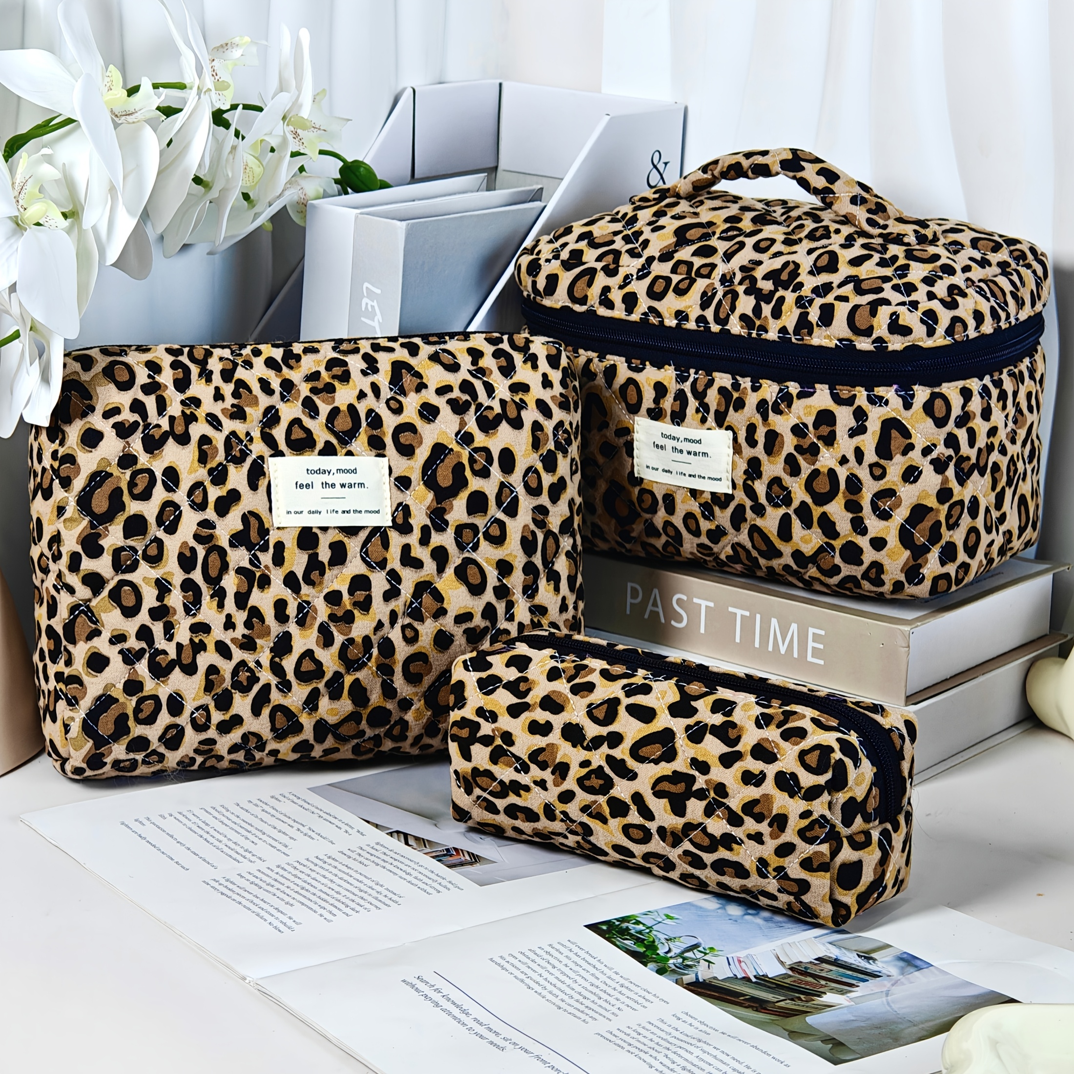 Image of Fashionable Leopard Print Quilted Makeup Bag Organizer, Stylish Portable Travel Toiletry Bag, Multi-functional Large Capacity Cosmetic Pouch, Fashionable Accessory, Trendy Item