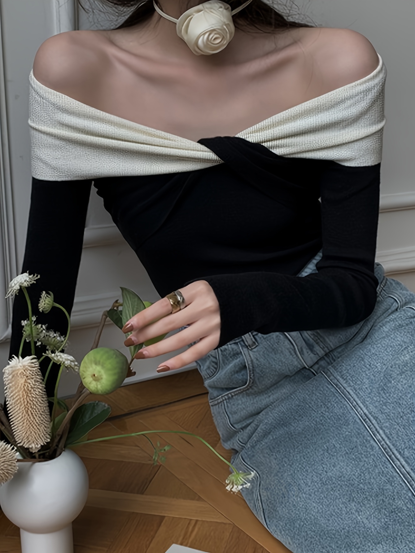 Elegant Off-Shoulder Knit T-Shirt Color-* Long Sleeve Top with Strapless  Detail, Polyester 95% Spandex 5%, Solid Color, Regular Length Wear