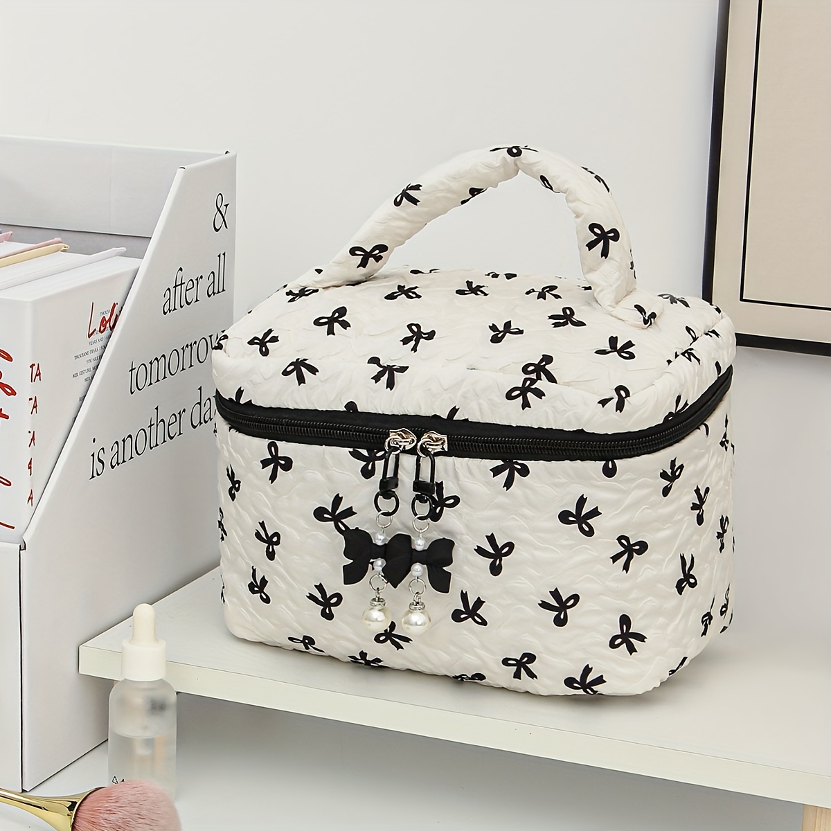 E-shop 1 Stück Make-up-Tasche mit schwarzer Bogenmuster-Verzierung - Tragbare Reise-Toiletten-Tasche, Hautpflege-Organizer, Kosmetik-Koffer, Clutch,