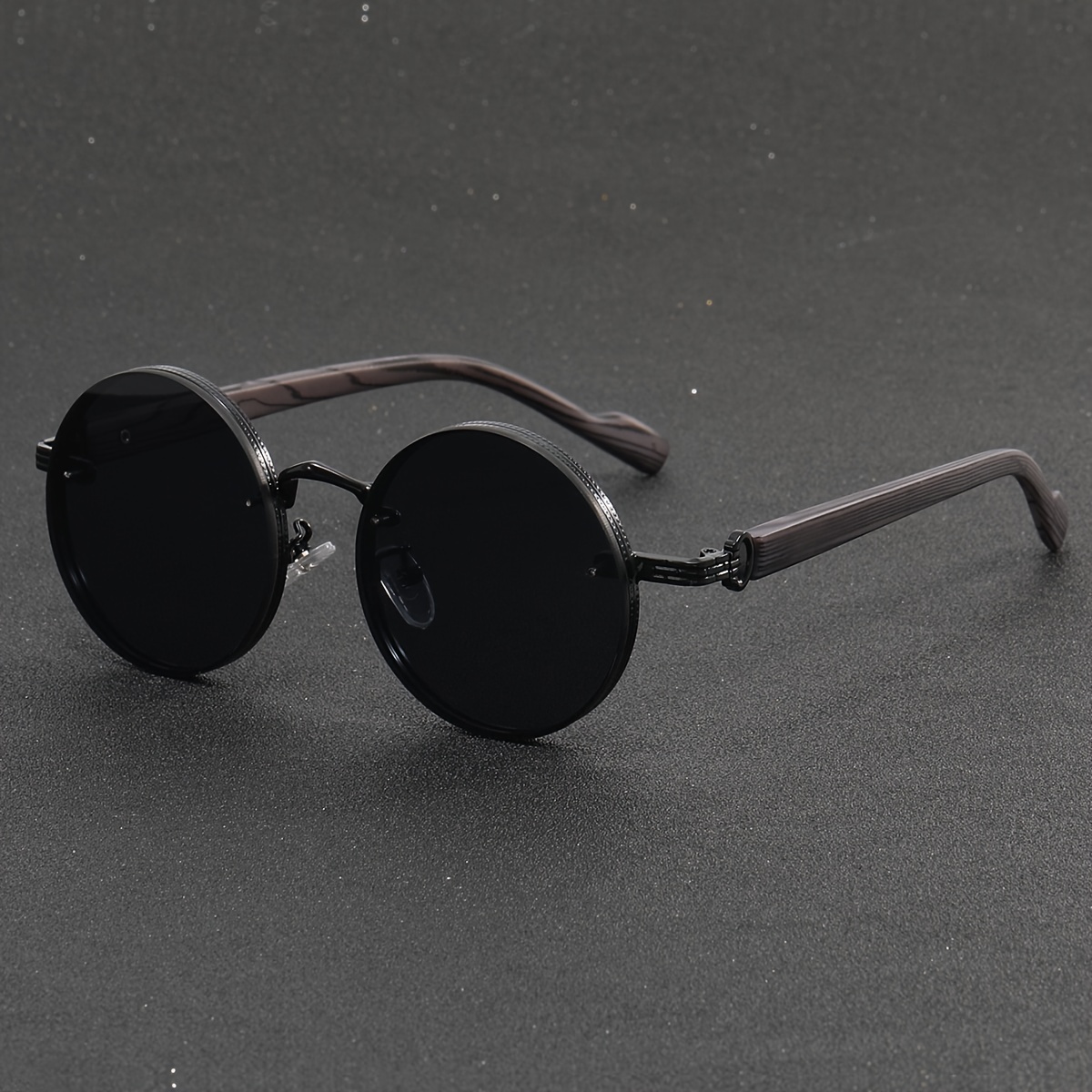 

Stylish Glasses With Small Frame, Round Frame, Wooden Leg Design, All Suitable For Traveling